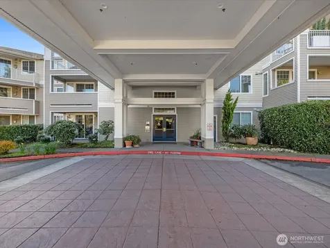 2244 132nd Avenue SE Bellevue WA 98005