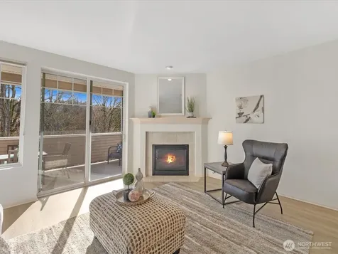 2244 132nd Avenue SE Bellevue WA 98005