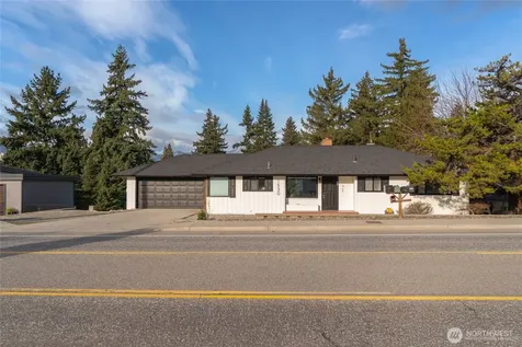 1530 Eastmont Avenue East Wenatchee WA 98802