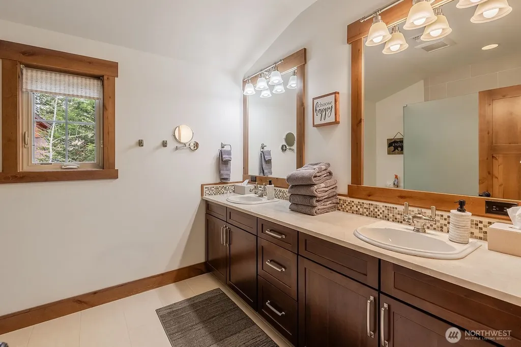 991 Larkspur Loop Cle Elum WA 98922