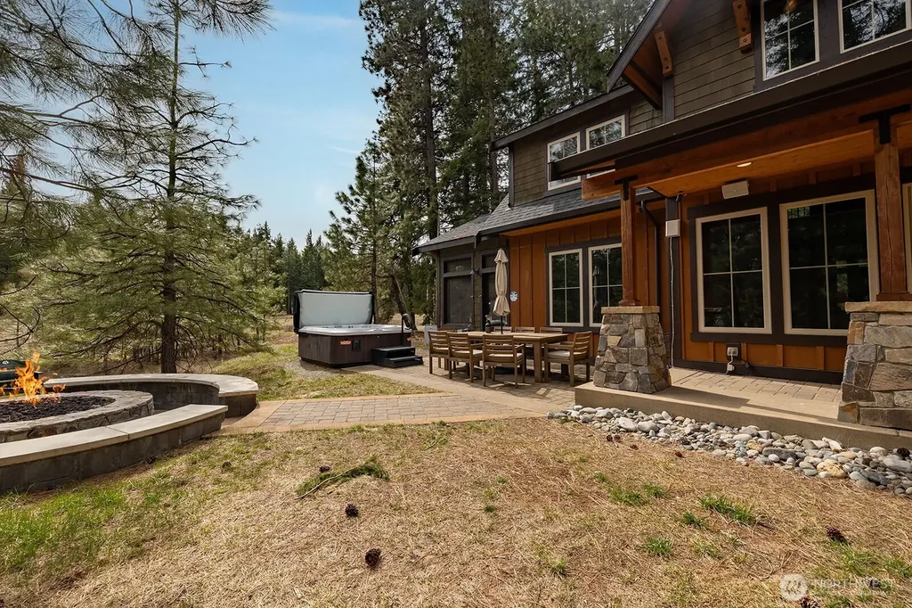 991 Larkspur Loop Cle Elum WA 98922