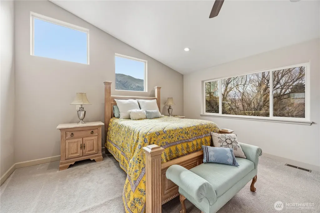 2 Playland Court Orondo WA 98843