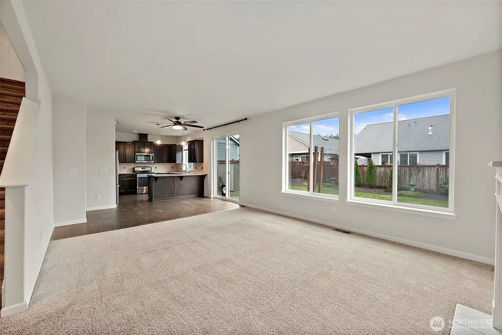 806 Mandee Street SE Lacey WA 98513