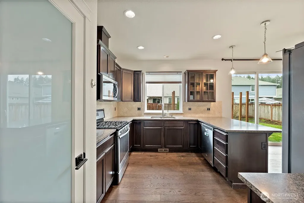 806 Mandee Street SE Lacey WA 98513