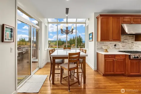 2146 277th Avenue SE Sammamish WA 98075