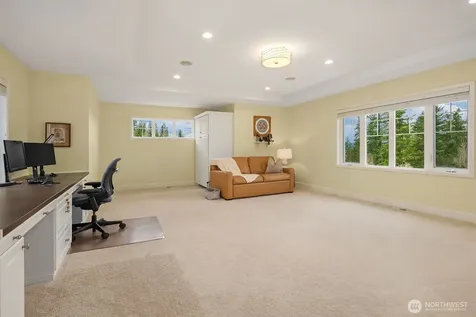 2146 277th Avenue SE Sammamish WA 98075