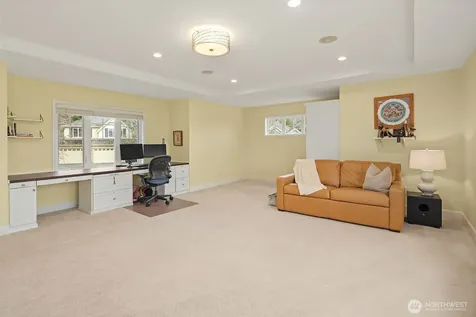 2146 277th Avenue SE Sammamish WA 98075