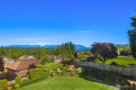 2146 277th Avenue SE Sammamish WA 98075