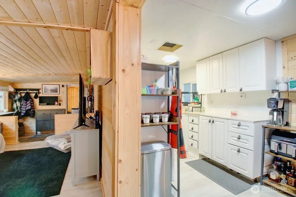 140 Chanterelle Drive Deming WA 98244