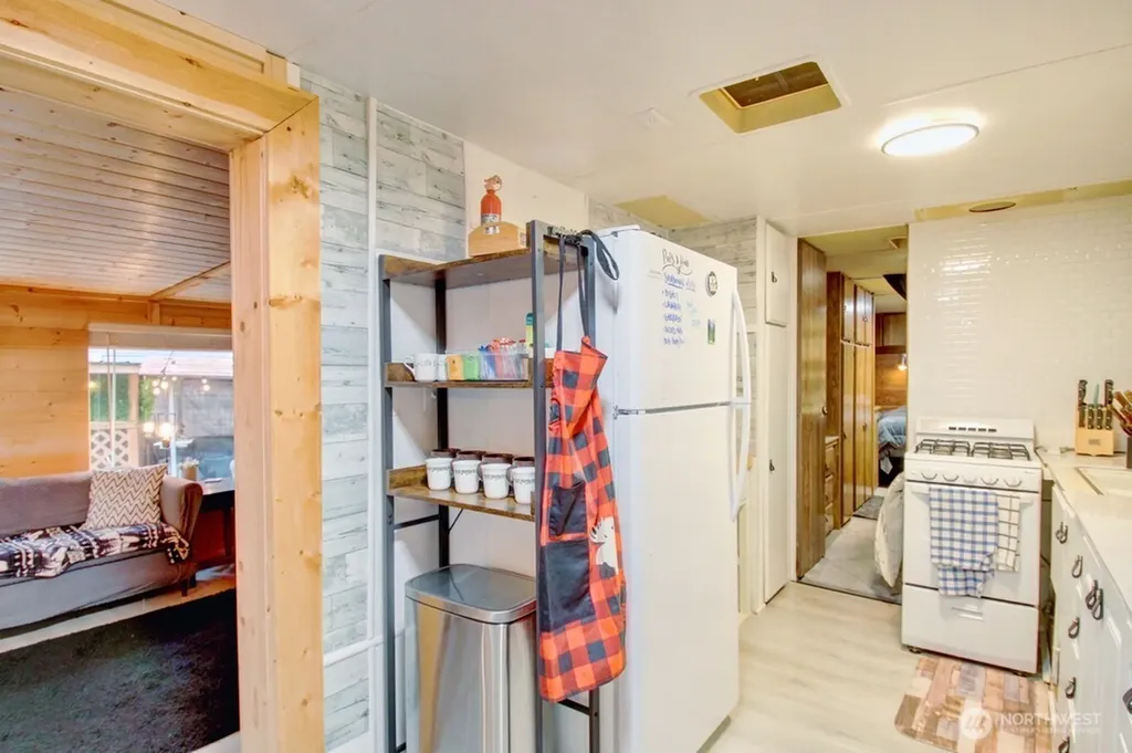 140 Chanterelle Drive Deming WA 98244