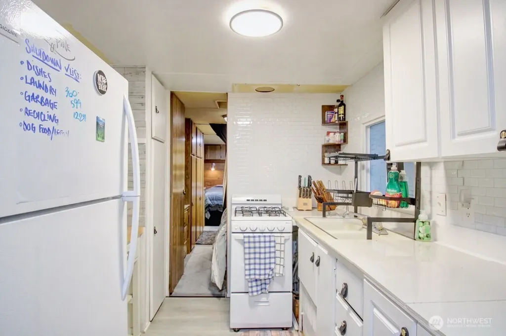 140 Chanterelle Drive Deming WA 98244