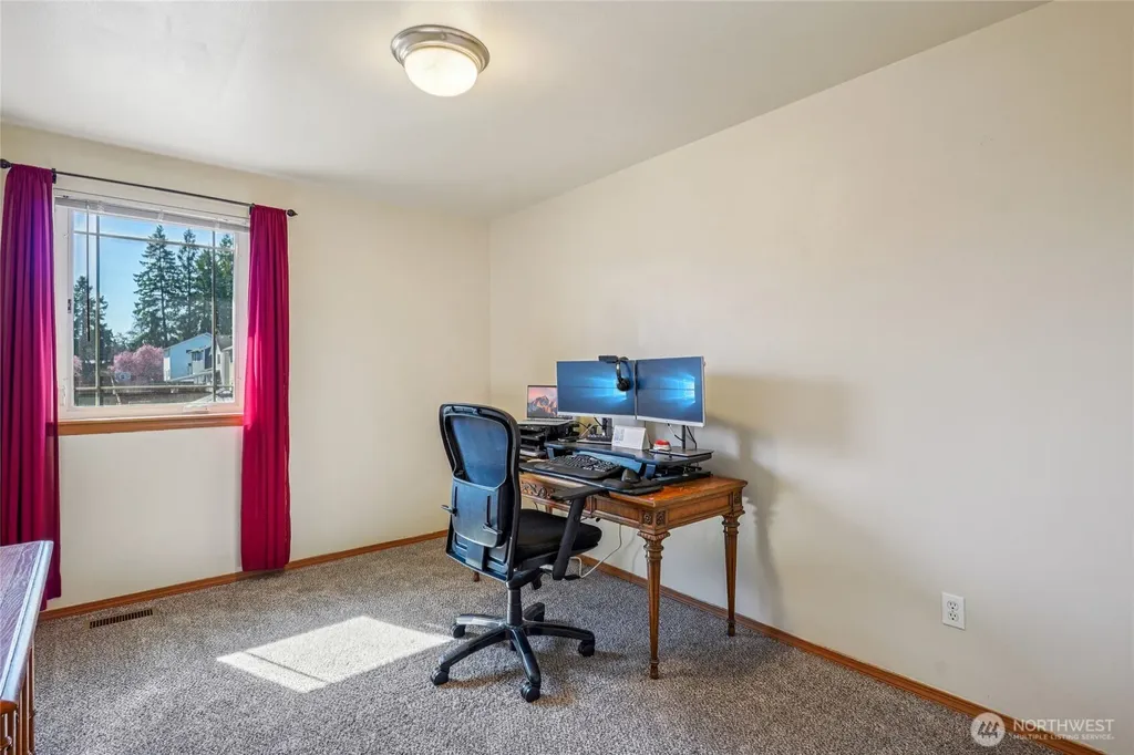 15350 104th Way SE Yelm WA 98597