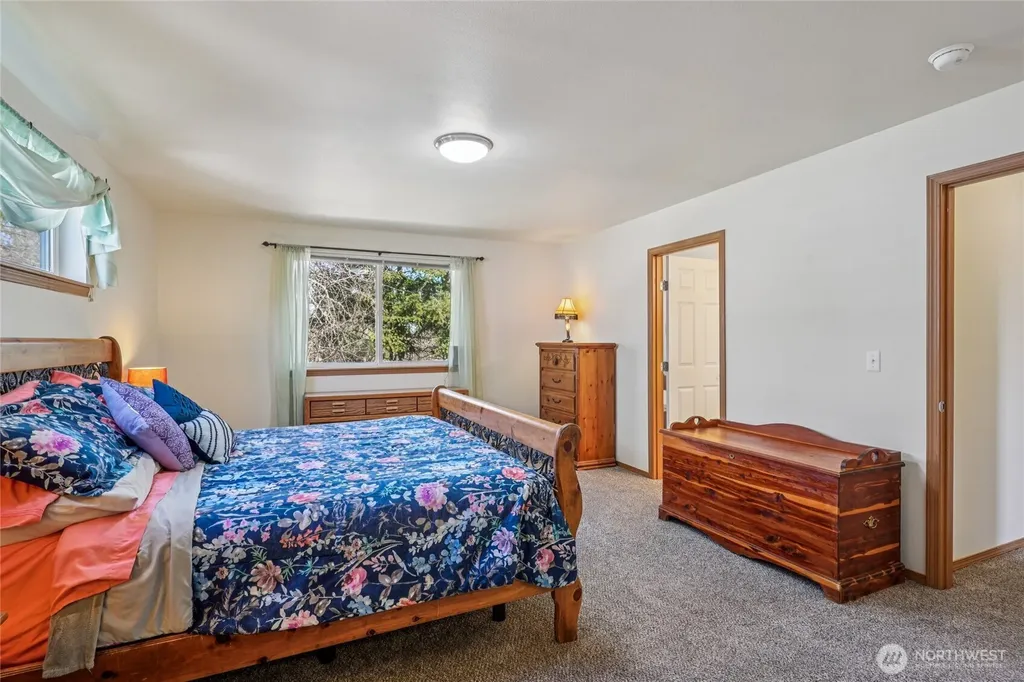 15350 104th Way SE Yelm WA 98597