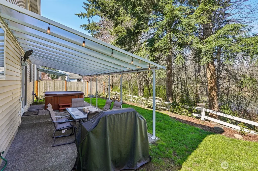 15350 104th Way SE Yelm WA 98597