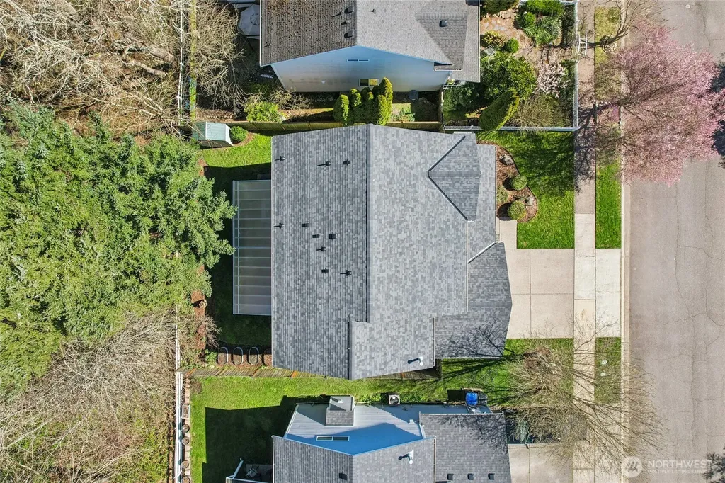 15350 104th Way SE Yelm WA 98597