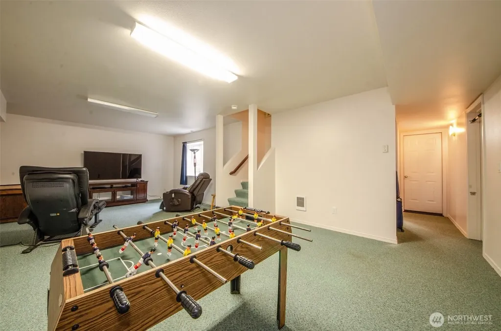12832 Hunter Road SW Rochester WA 98579