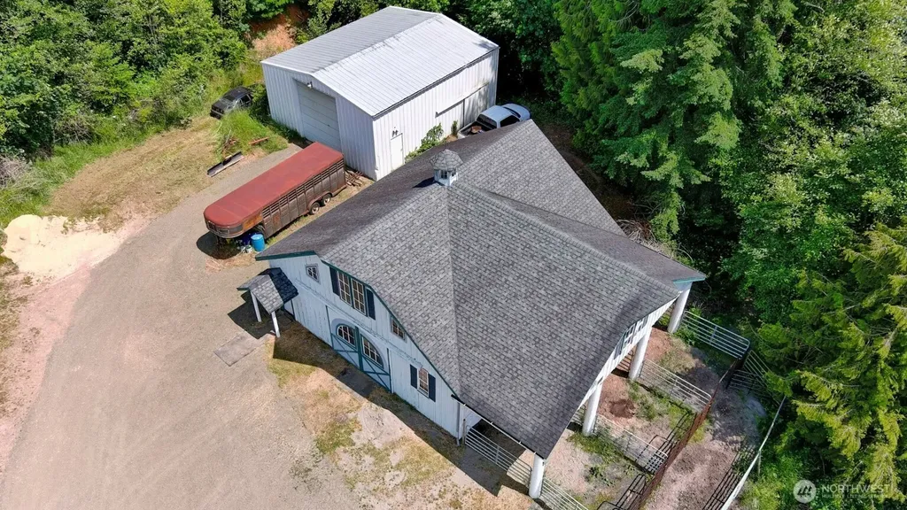 12832 Hunter Road SW Rochester WA 98579