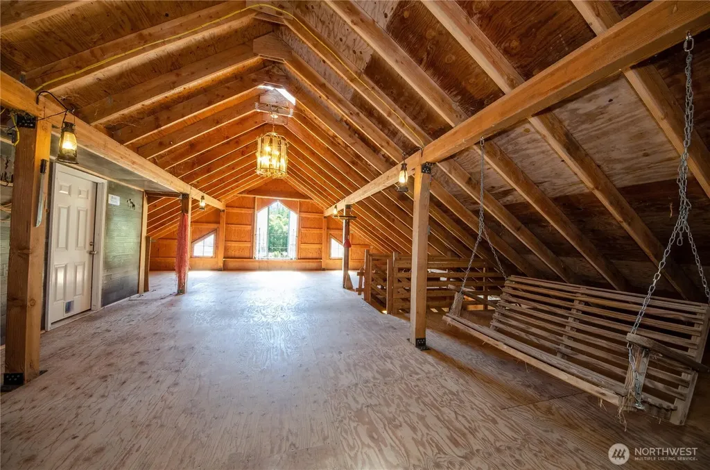 12832 Hunter Road SW Rochester WA 98579