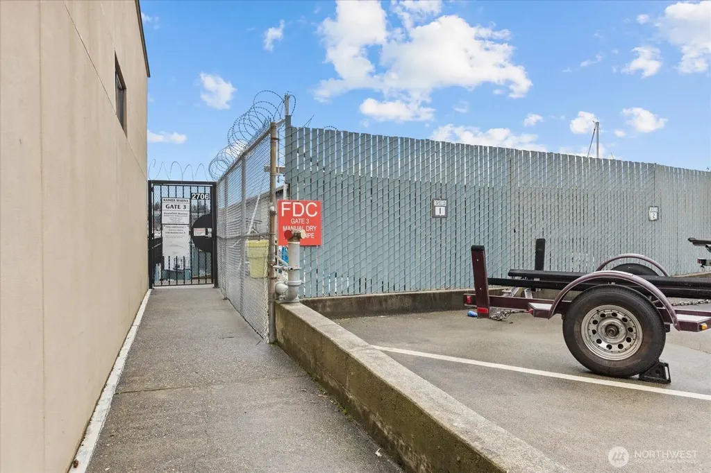 2706 Westlake Avenue N Seattle WA 98109