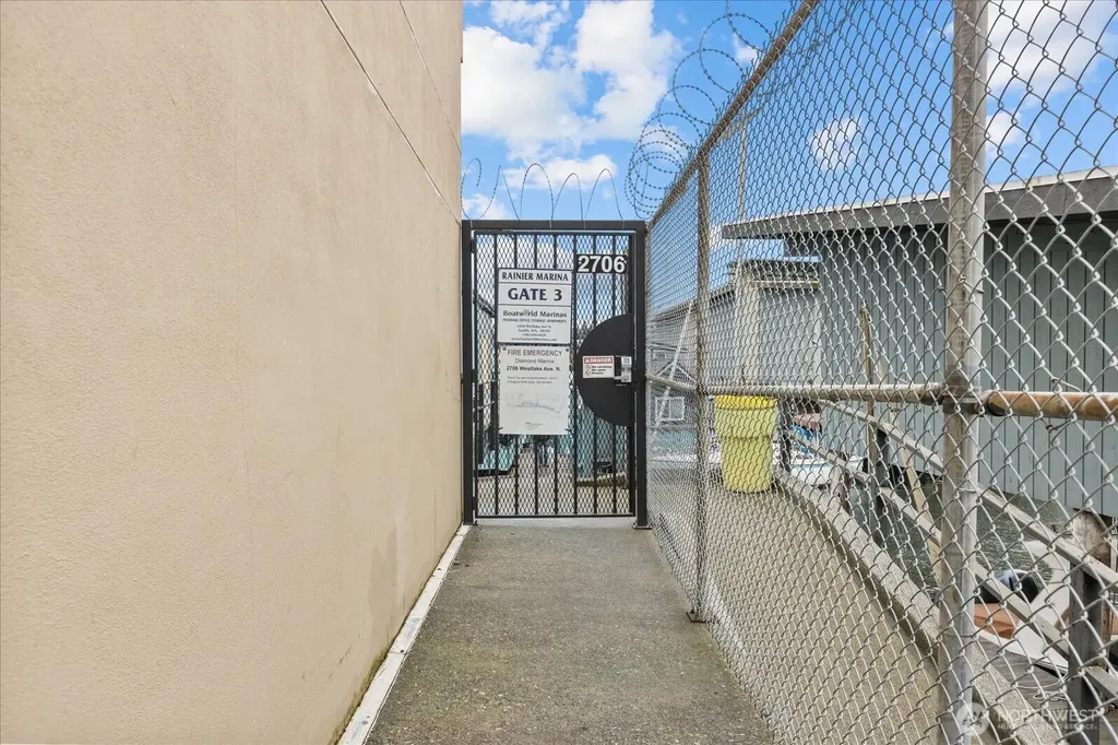 2706 Westlake Avenue N Seattle WA 98109