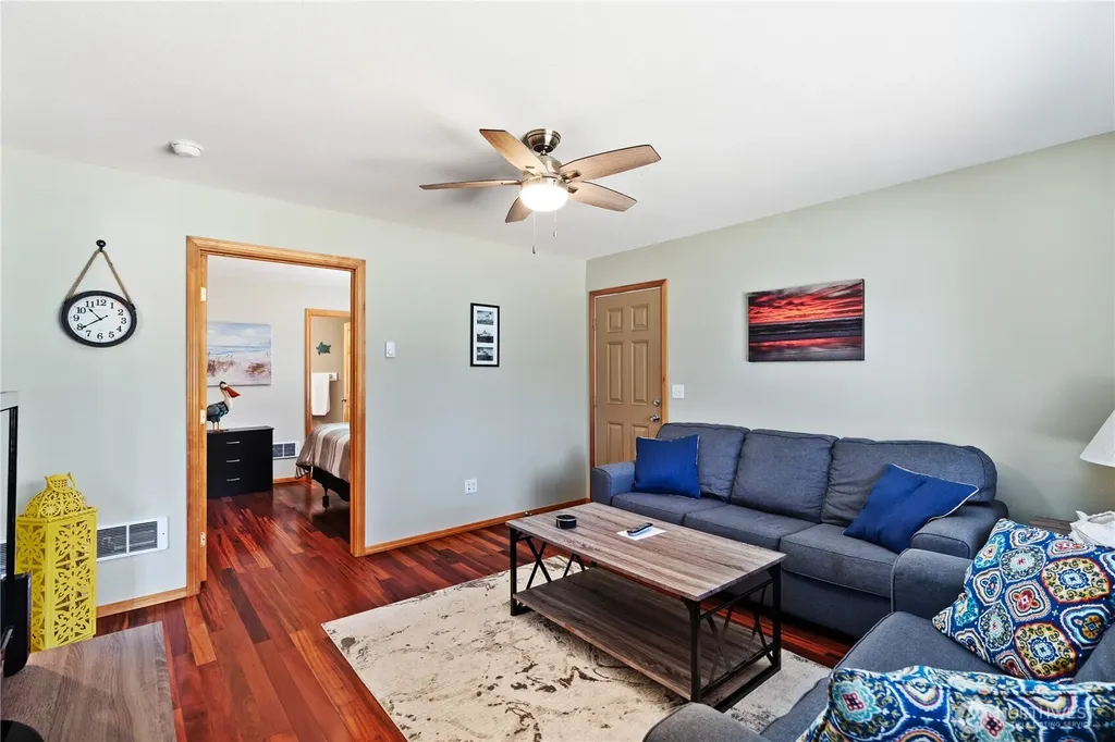 163 Ocean Boulevard Ocean City WA 98569