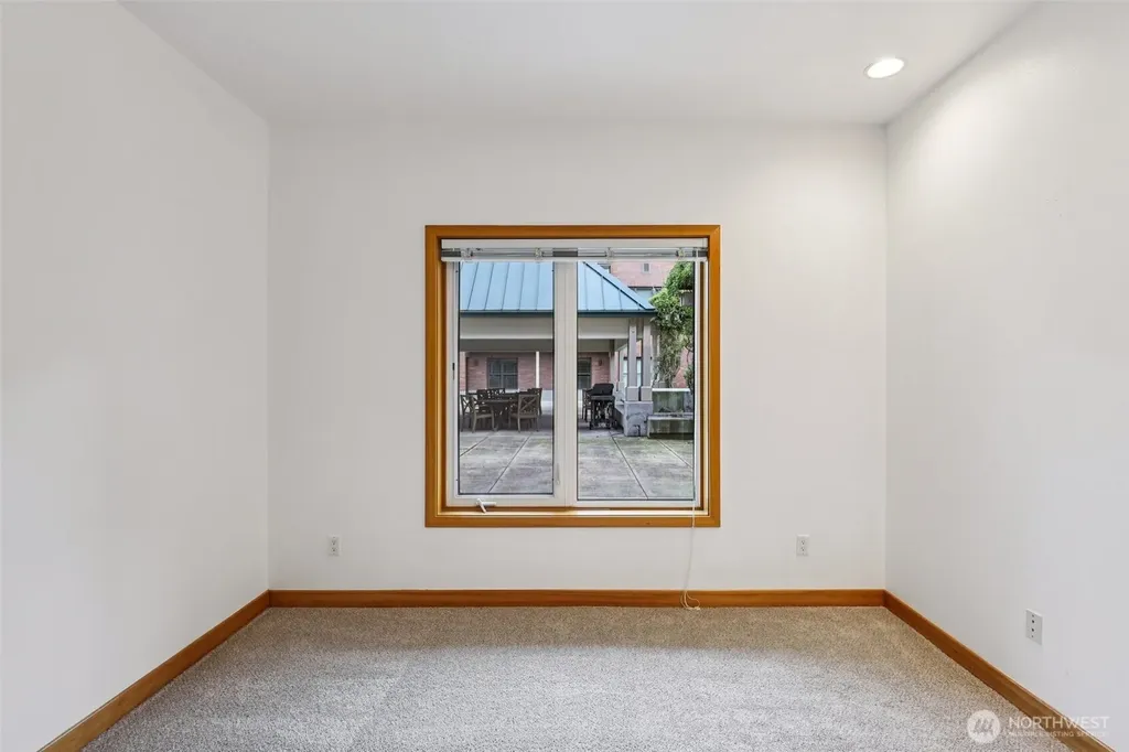 300 W 8th Street Vancouver WA 98660