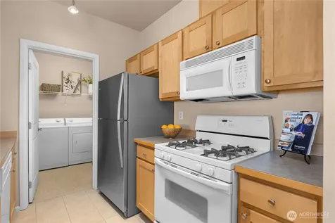 503 225th Lane NE Sammamish WA 98074
