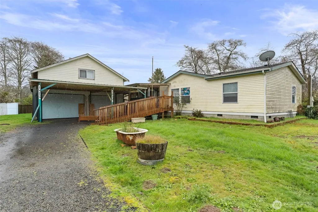 1612 2nd Avenue Grayland WA 98547