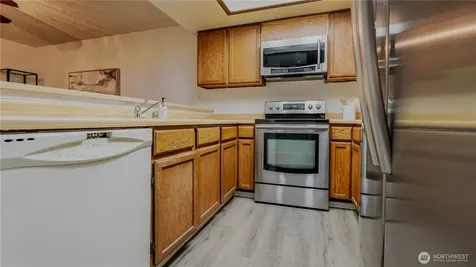 31732 47th Lane SW Federal Way WA 98023