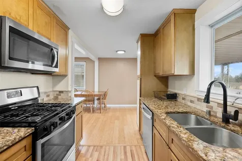 7642 S Thompson Avenue Tacoma WA 98408