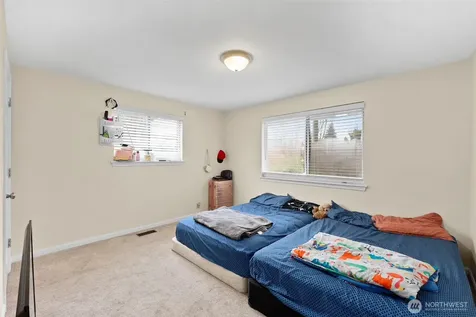7642 S Thompson Avenue Tacoma WA 98408