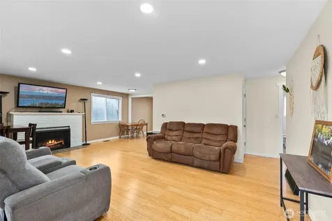 7642 S Thompson Avenue Tacoma WA 98408