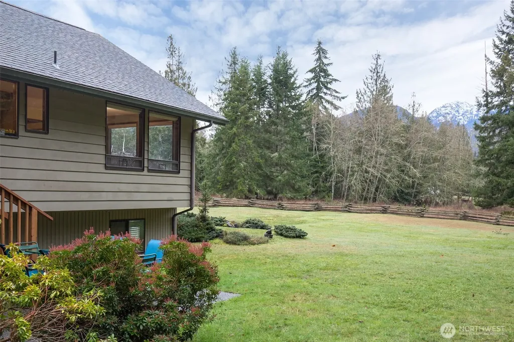 3547 Deer Park Road Port Angeles WA 98362
