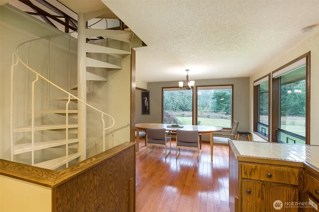 3547 Deer Park Road Port Angeles WA 98362