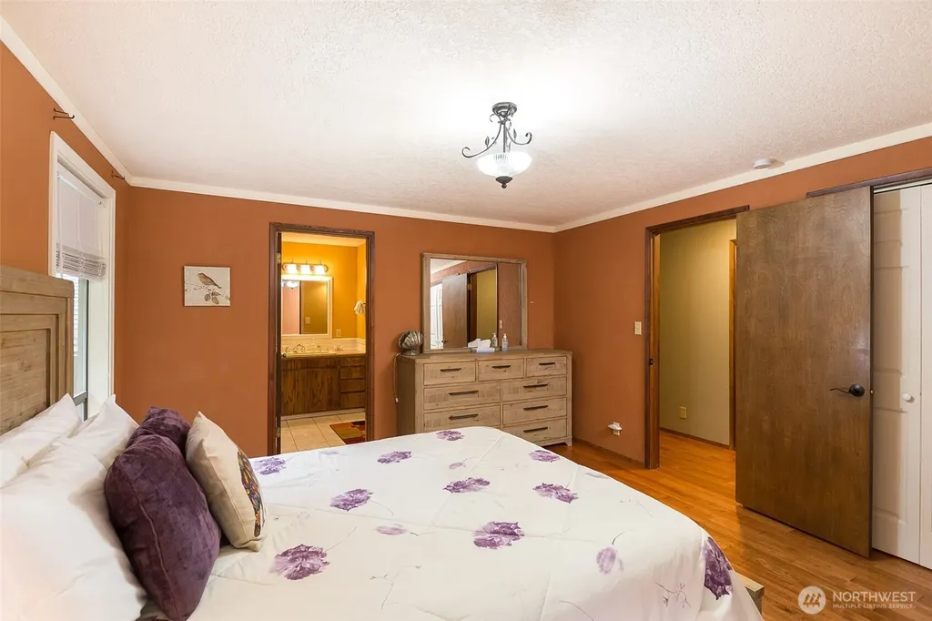 3547 Deer Park Road Port Angeles WA 98362
