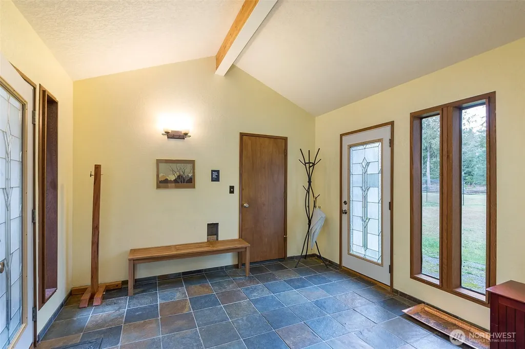 3547 Deer Park Road Port Angeles WA 98362
