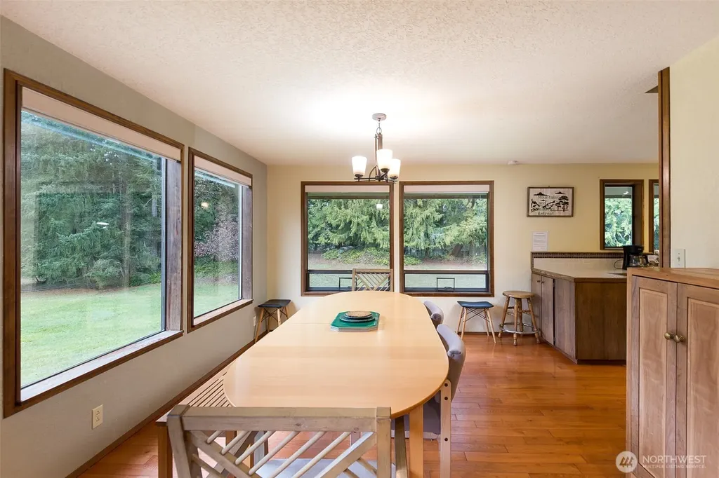 3547 Deer Park Road Port Angeles WA 98362