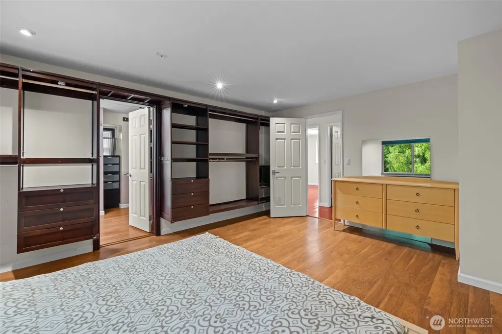 3615 170th Street SW Lynnwood WA 98037