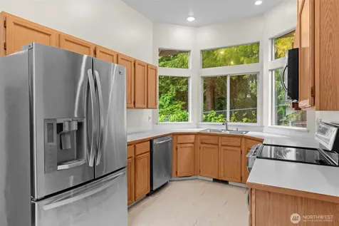 3615 170th Street SW Lynnwood WA 98037