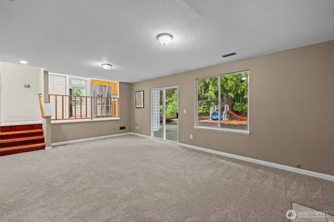 3615 170th Street SW Lynnwood WA 98037