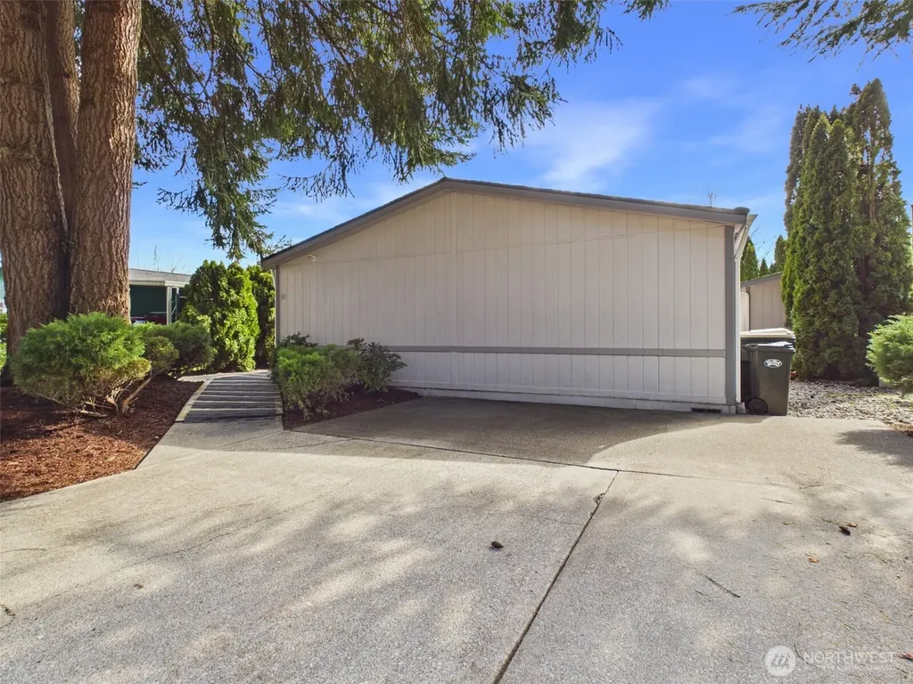 5250 College Street SE Lacey WA 98503