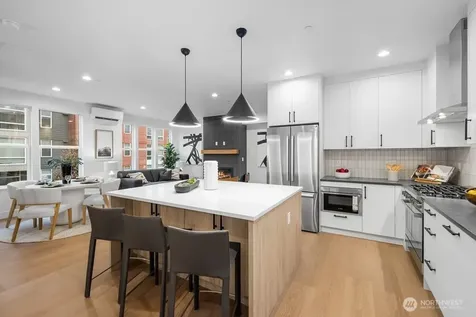 976 7th Ave NW (Homesite #6) Issaquah WA 98027