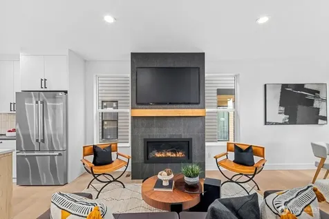 976 7th Ave NW (Homesite #6) Issaquah WA 98027