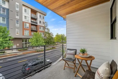 976 7th Ave NW (Homesite #6) Issaquah WA 98027