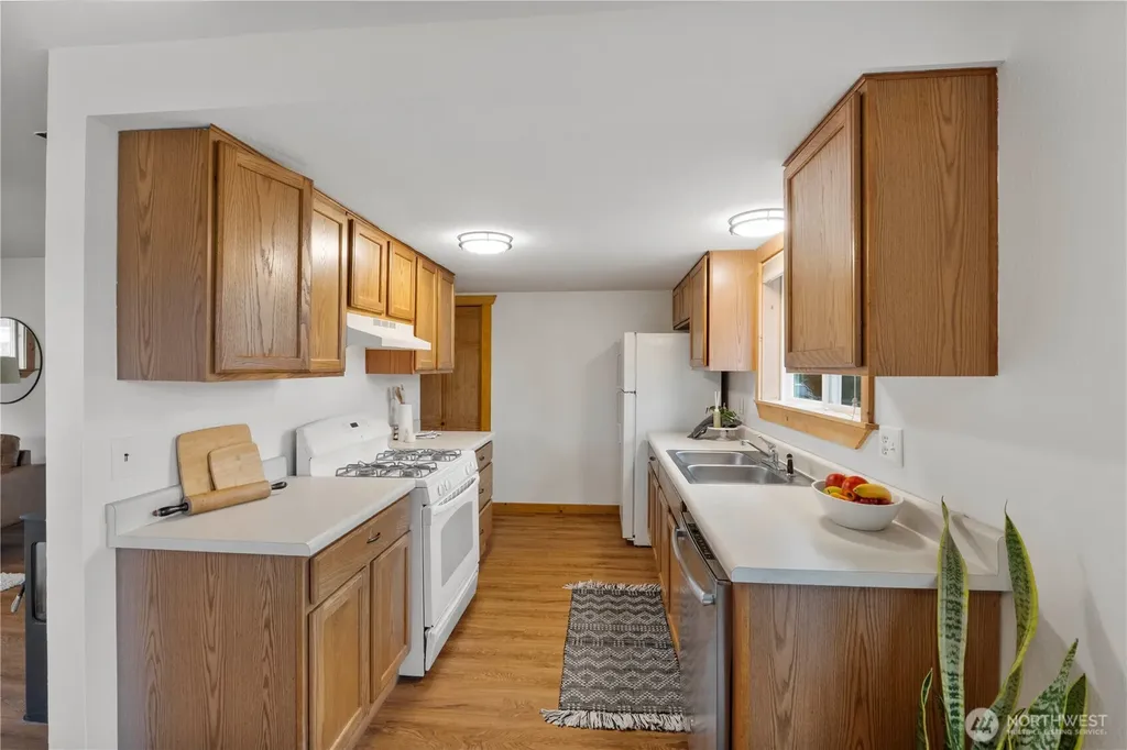 1975 Wilson Avenue Enumclaw WA 98022