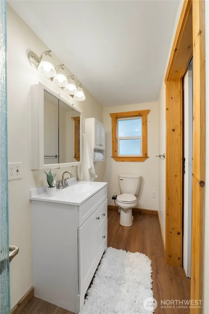 1975 Wilson Avenue Enumclaw WA 98022