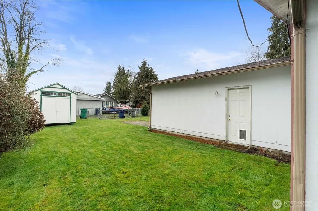 1975 Wilson Avenue Enumclaw WA 98022