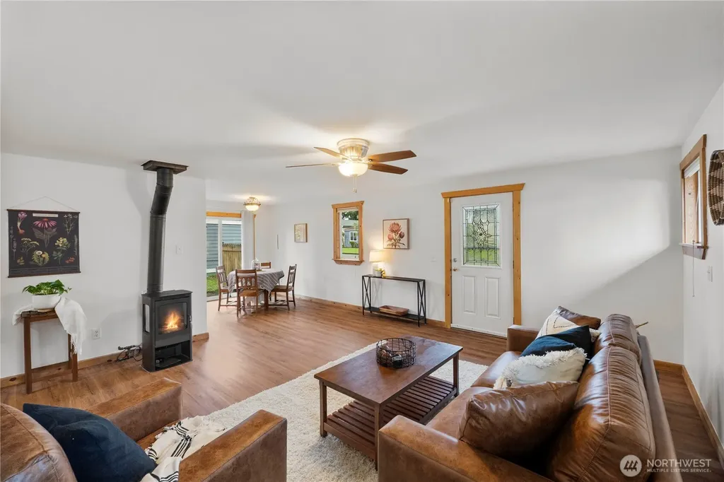1975 Wilson Avenue Enumclaw WA 98022