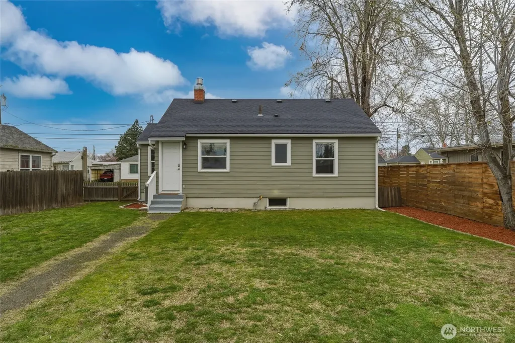 1518 Portland Avenue Walla Walla WA 99362