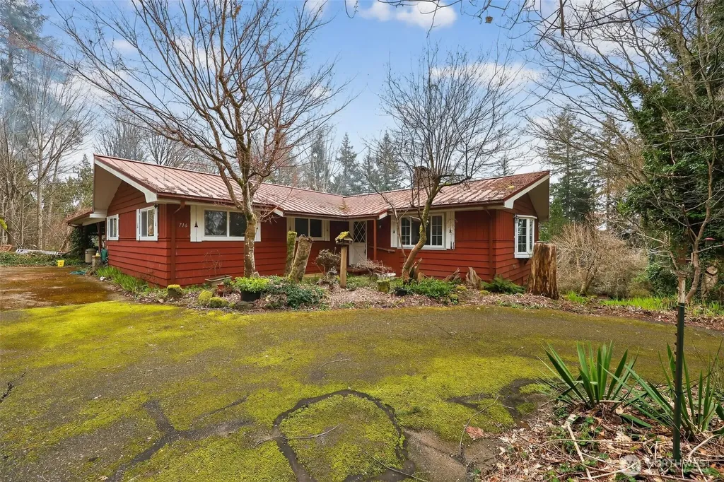 716 Garden Hill Road Elma WA 98541